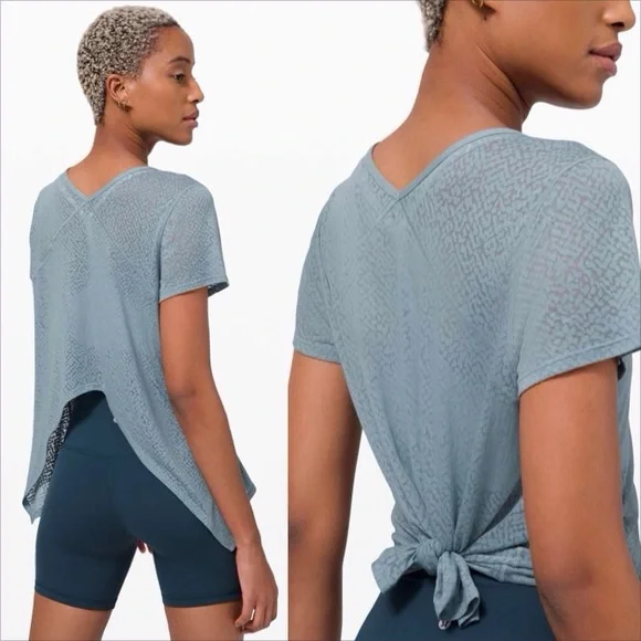 Lululemon Loop Around Tee - Picture 1 of 8